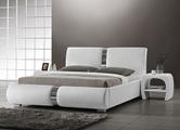 Moderní manželská postel