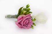 Svatební kytice - růže s kalou